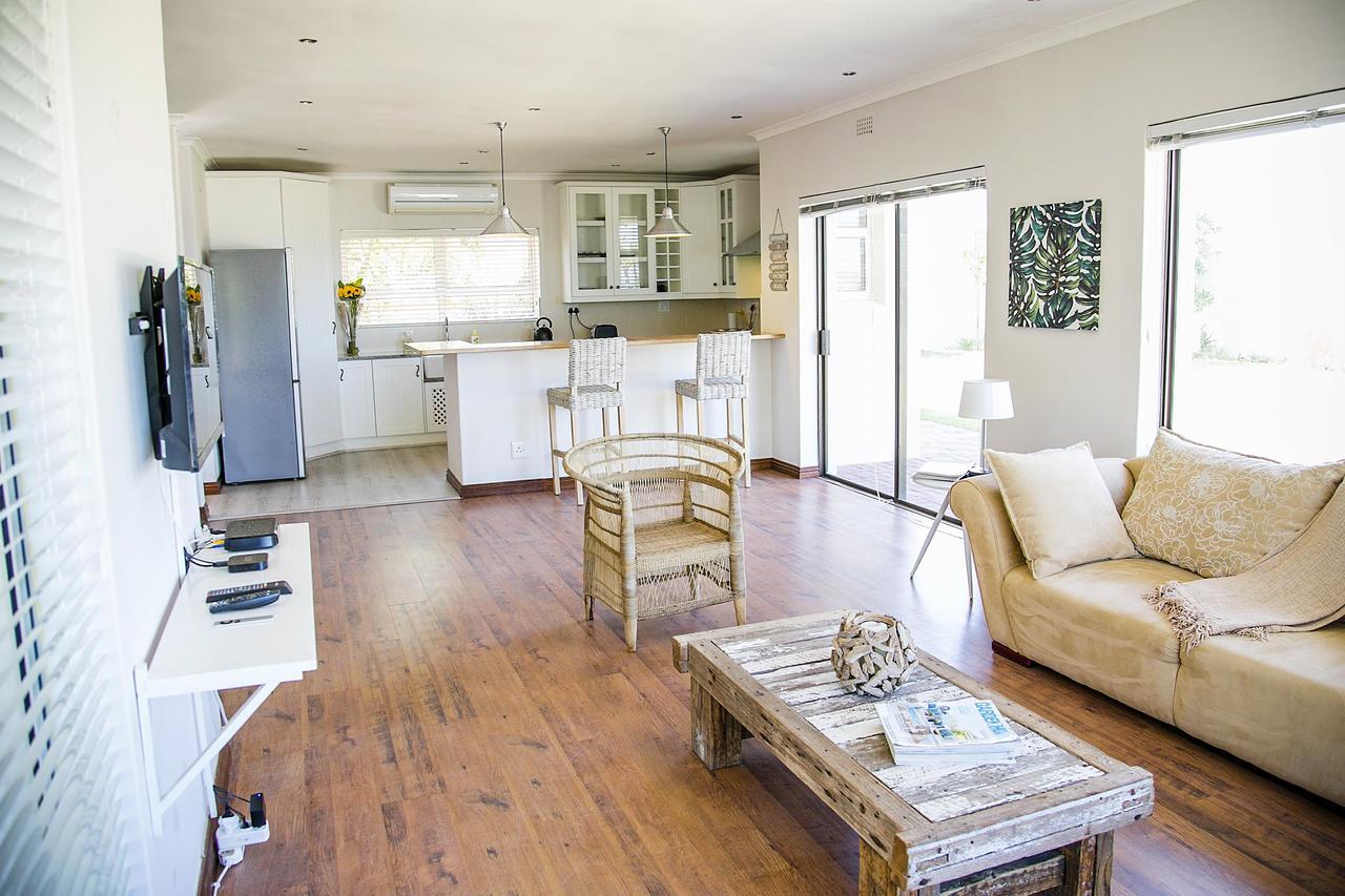 Amazing Beach House in Melkbos! Van Riebeeckstrand Buitenkant foto