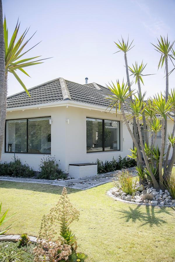 Amazing Beach House in Melkbos! Van Riebeeckstrand Buitenkant foto